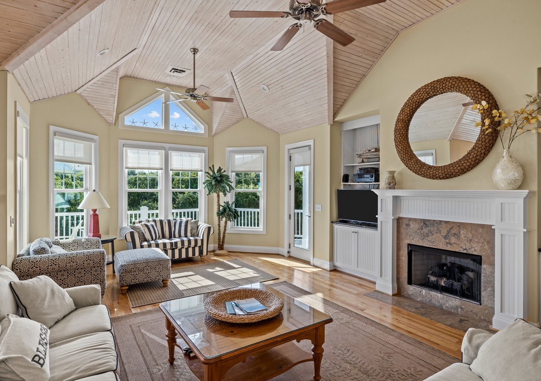 5 Living room
