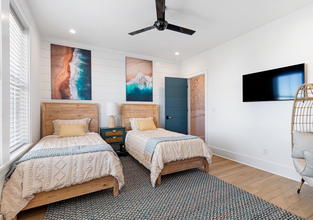 Sea Spray West | Twin Bedroom