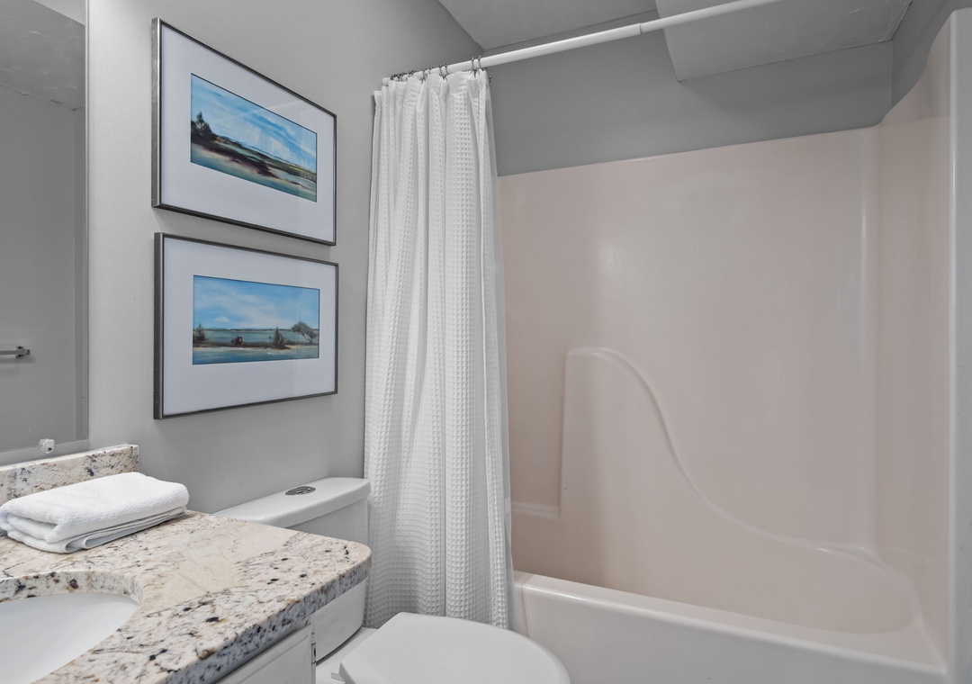 2 Full Bathroom