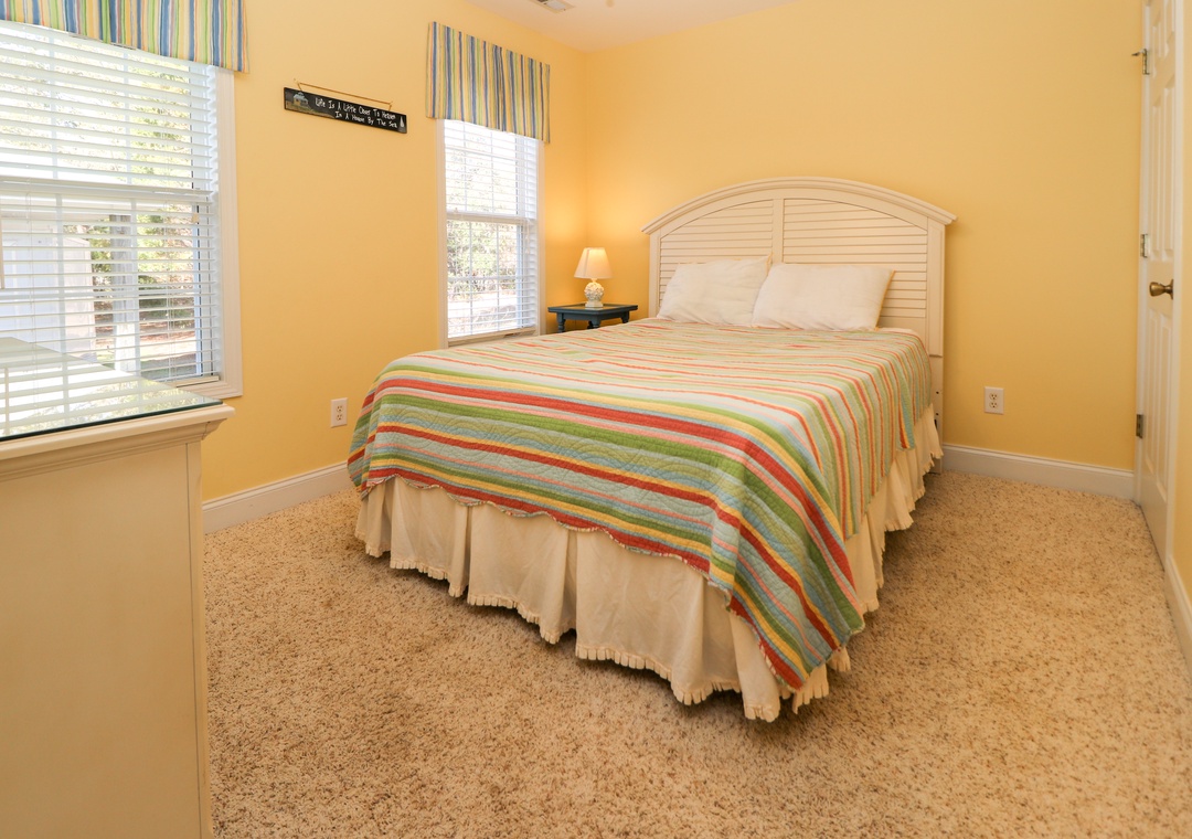 Queen Bedroom