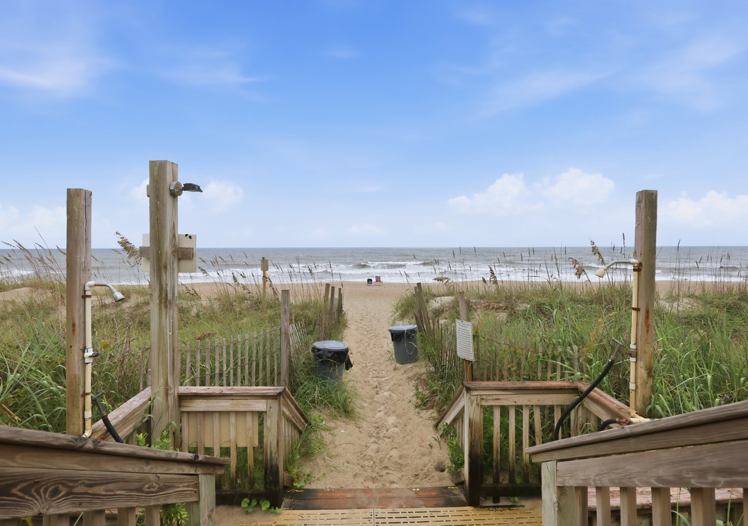 Summer Winds B-233 | Community Beach Access