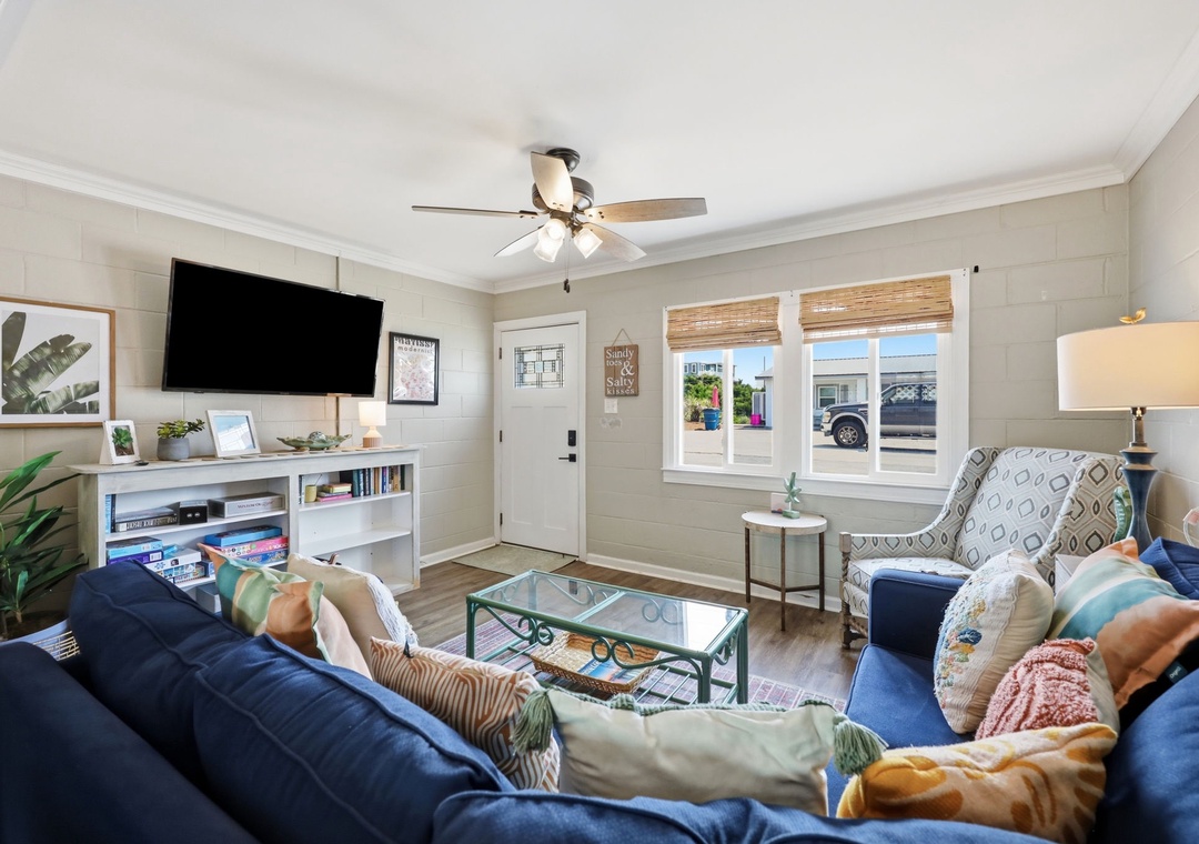 Hatfield's Hideaway- Unit B