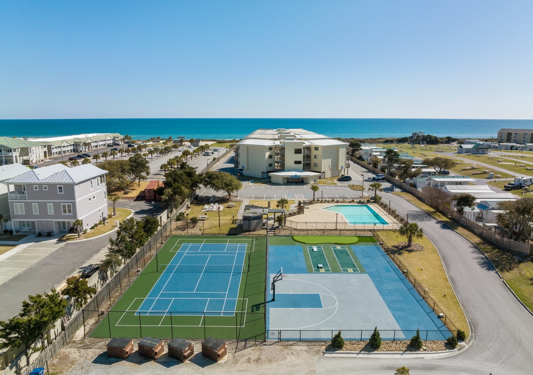Queens Court Overview