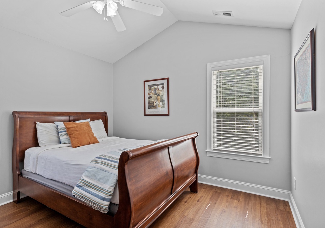 Top Floor Queen Room