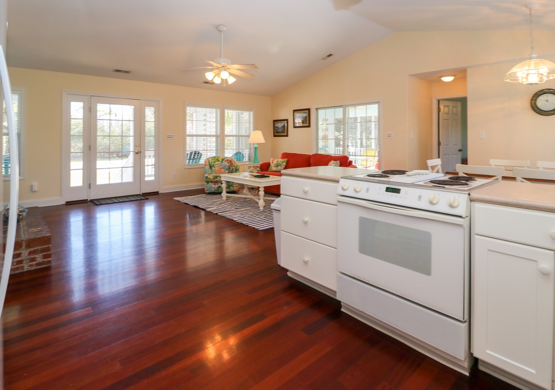 Kitchen 1
