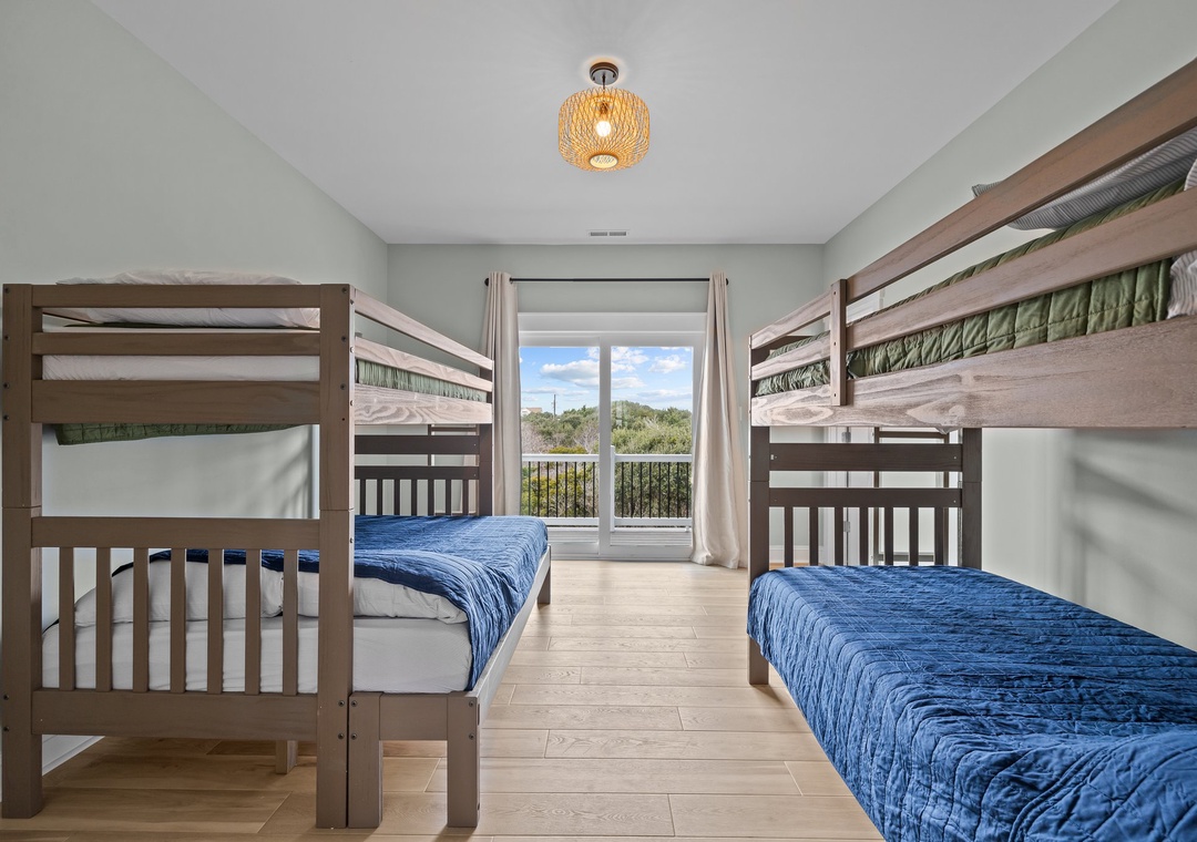 2nd Floor Bunk Room Ensuite