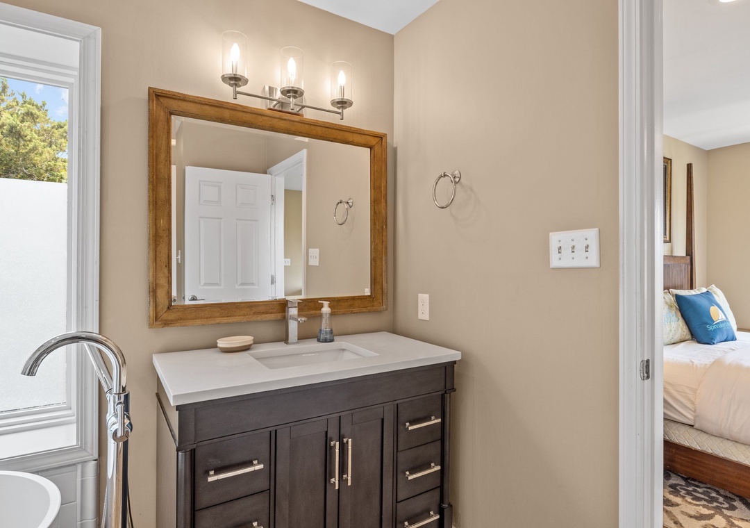 3 attached bathroom