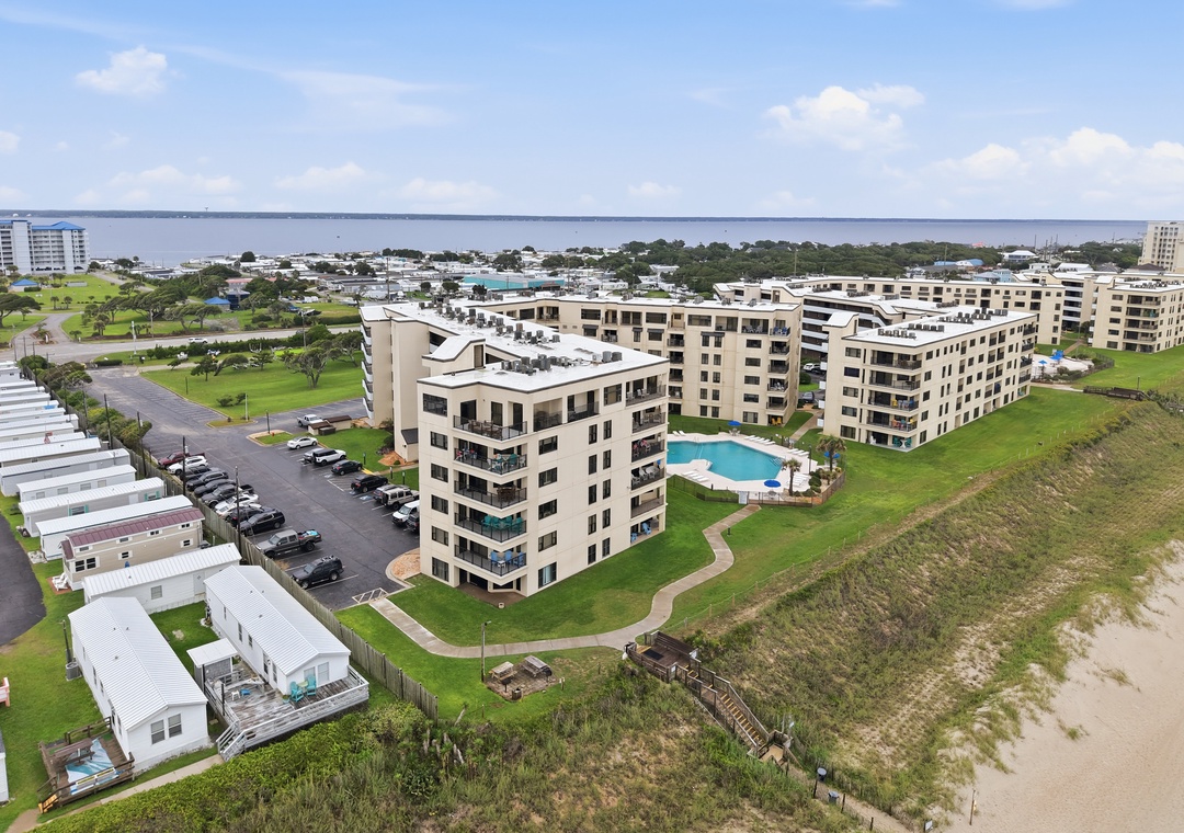 Summer Winds B-233 | Community, Pool and Ocean