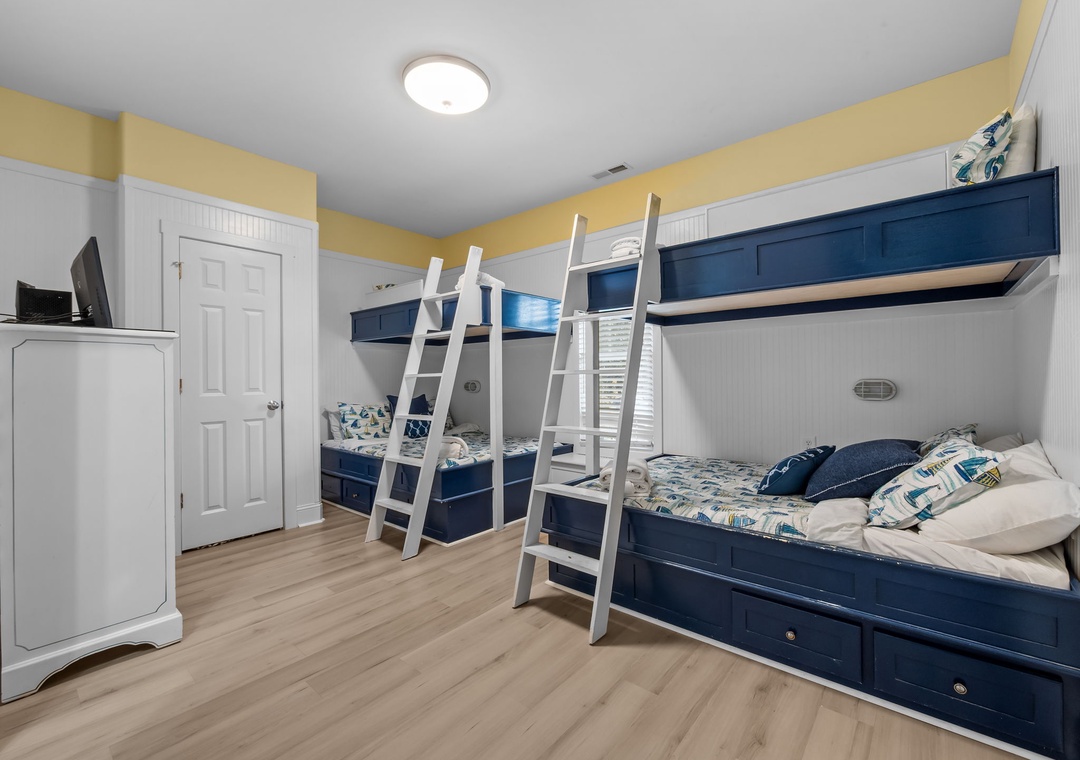 Ground Floor Bunk Room
