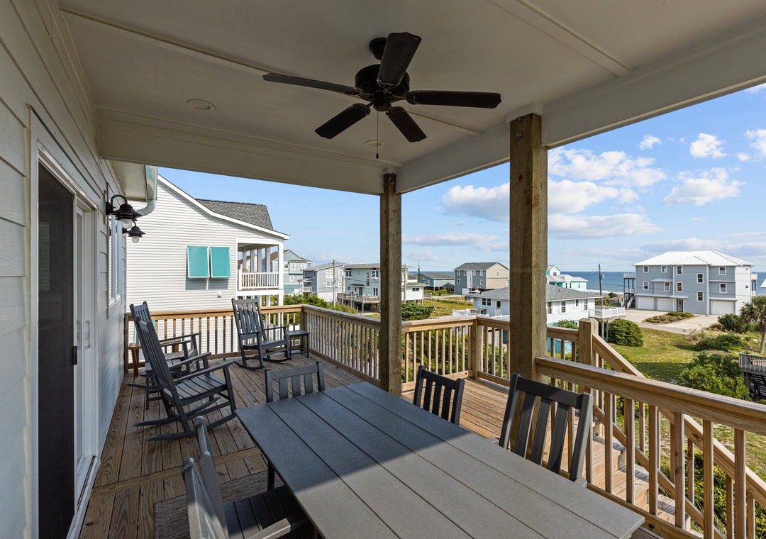Waverlie's Watch | Deck with Seating