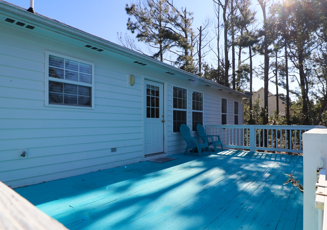 Spacious Deck
