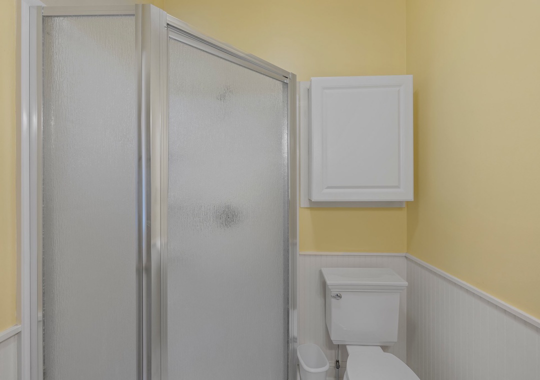 Main Floor Queen Room Bathroom