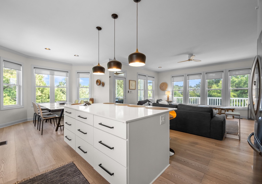 4 Kitchen