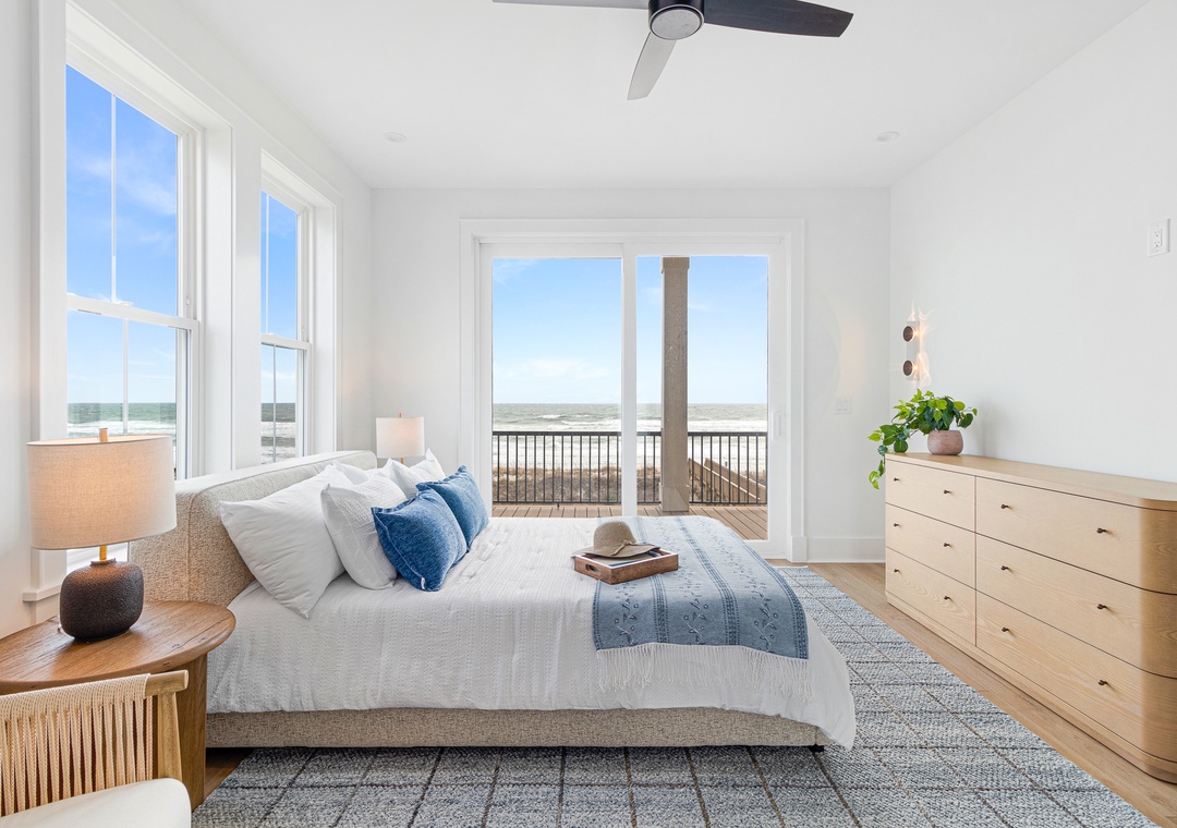 Sea Spray East | Oceanfront Queen Bedroom