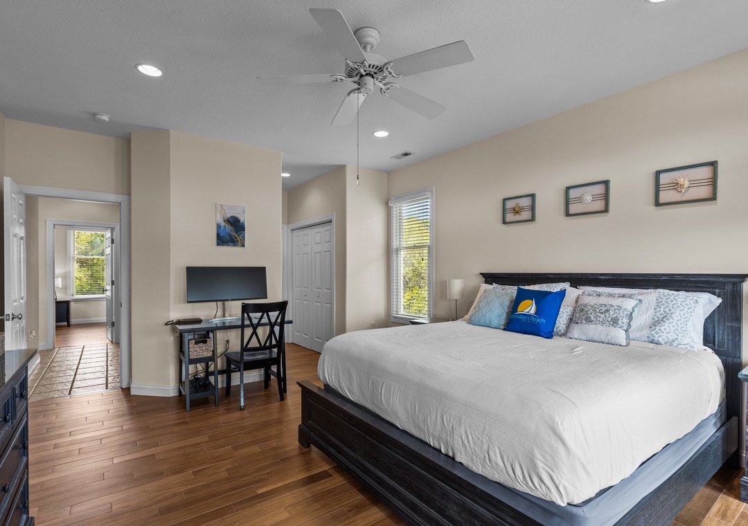 Sea Dream | King Bedroom