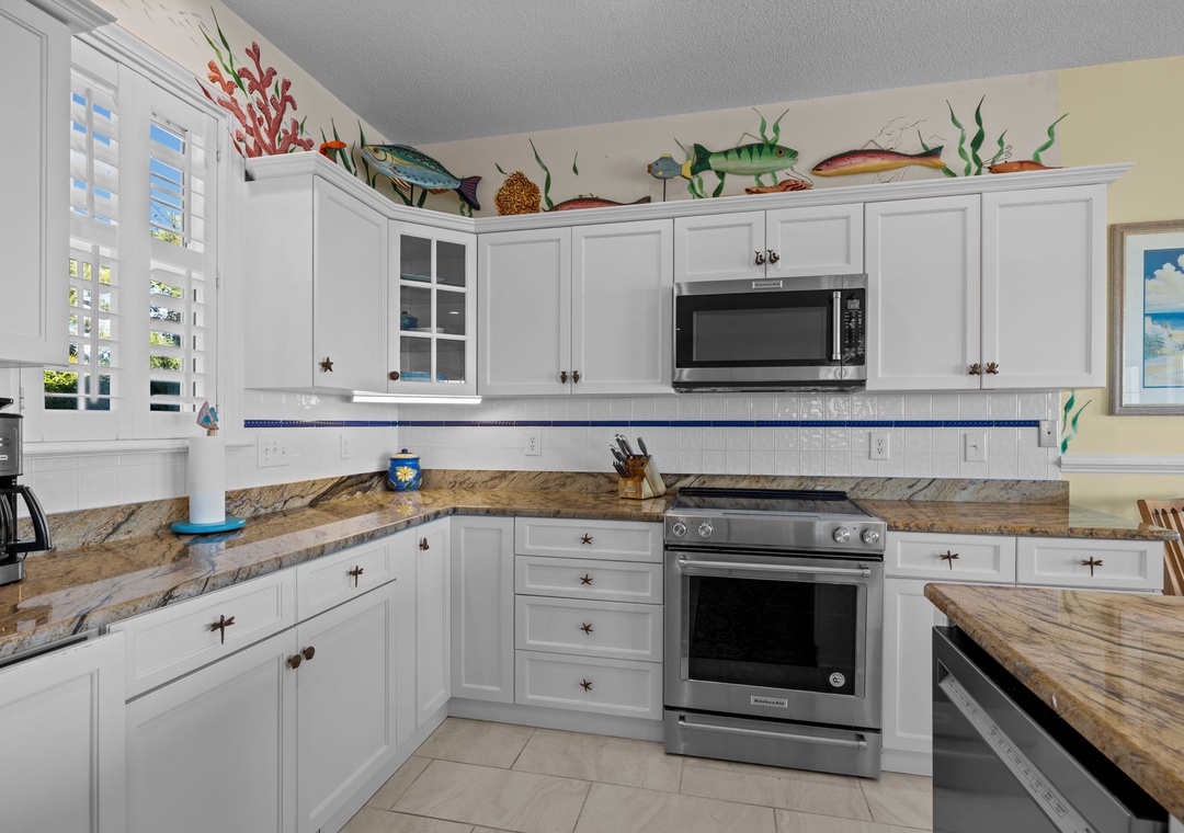 Fully Stocked Kitchen