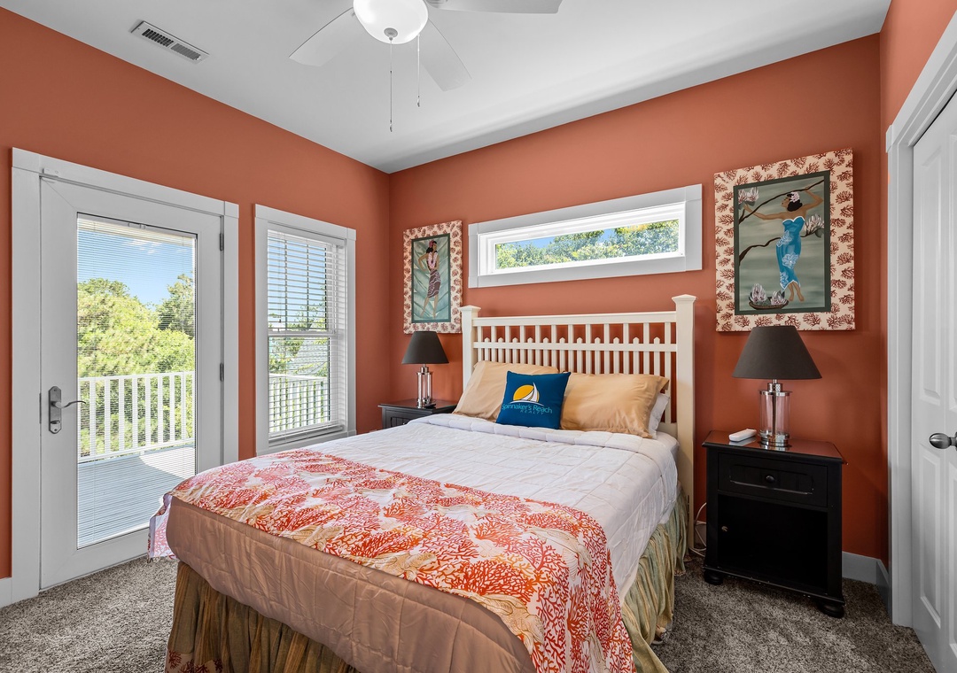 Queen Bedroom 2nd Floor