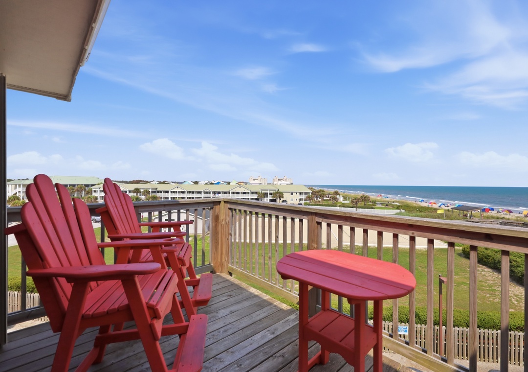 Char’s Cozy Condo | Furnished Balcony and Ocean View