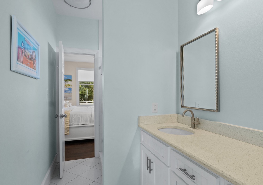 2nd floor connected bath