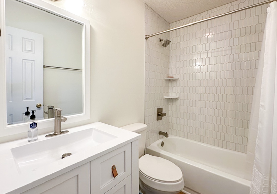 2nd Bathroom that is off Queen Bedroom