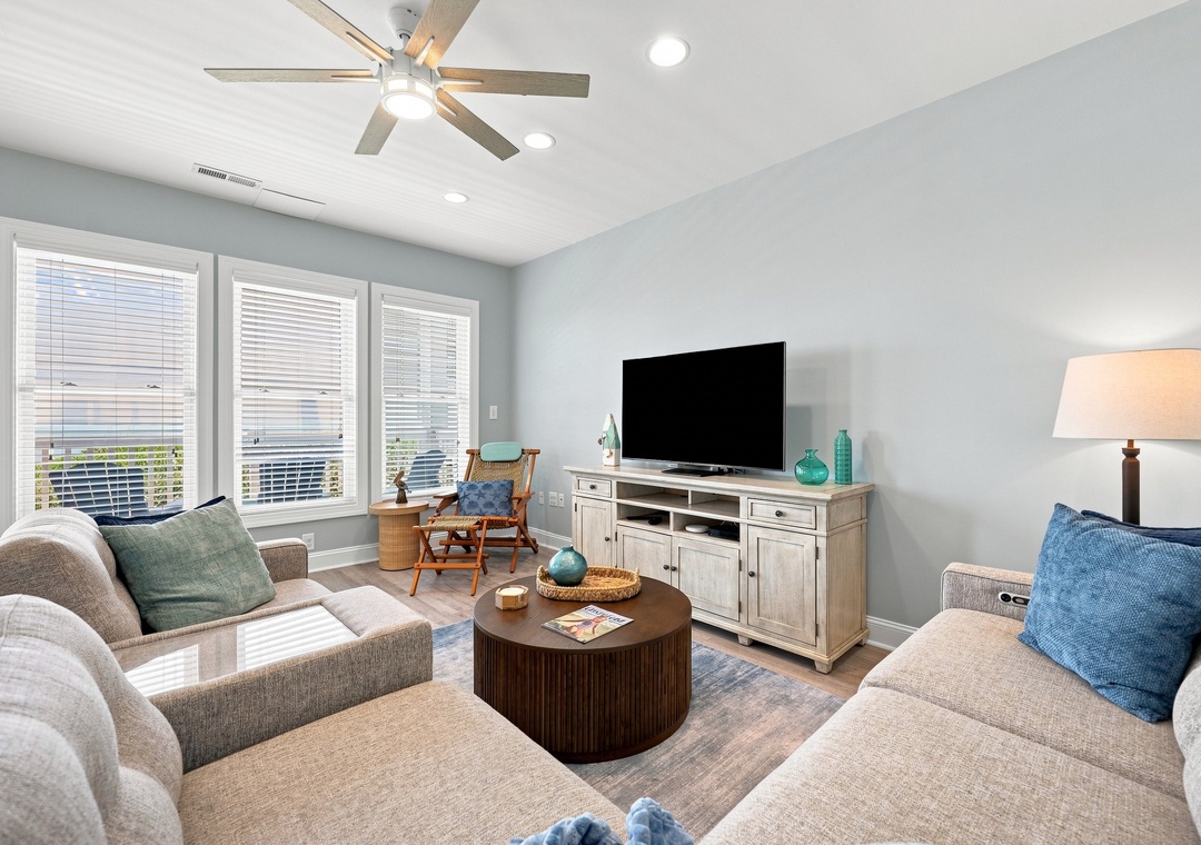 Ocean Club Oasis | Living Room