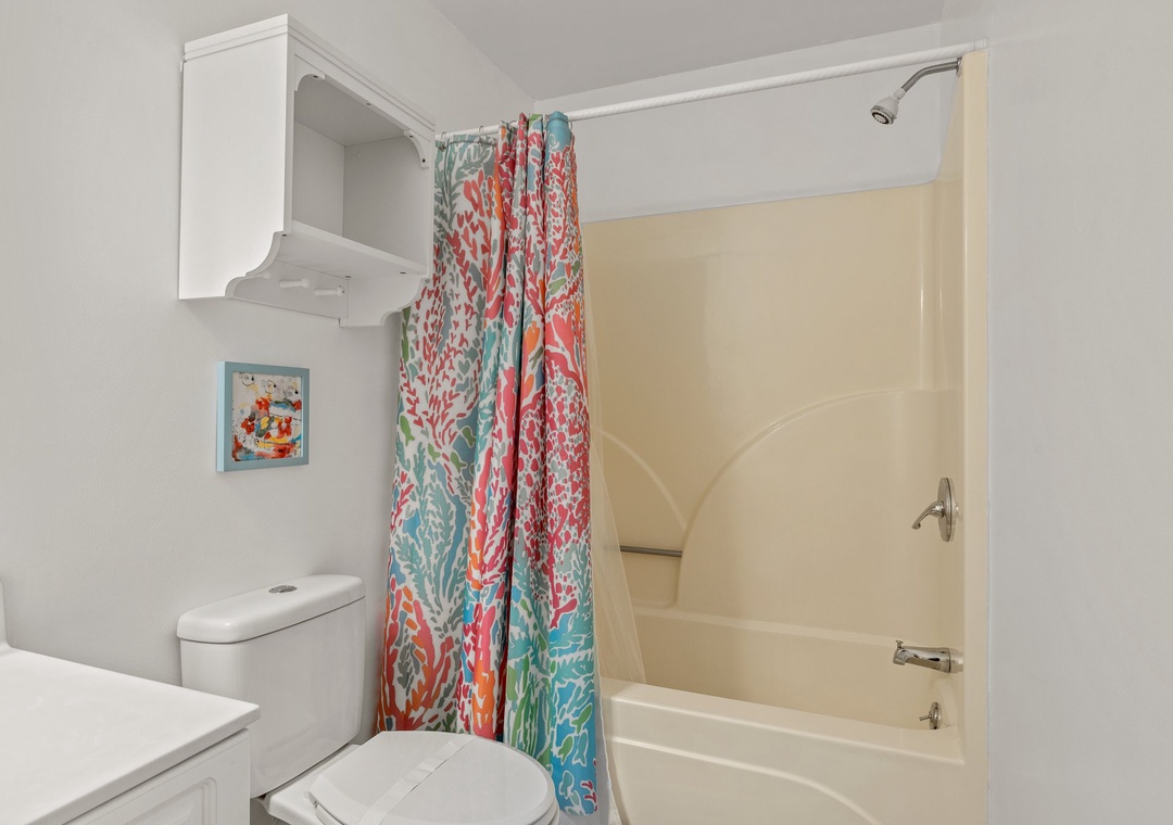 2 attached bathroom
