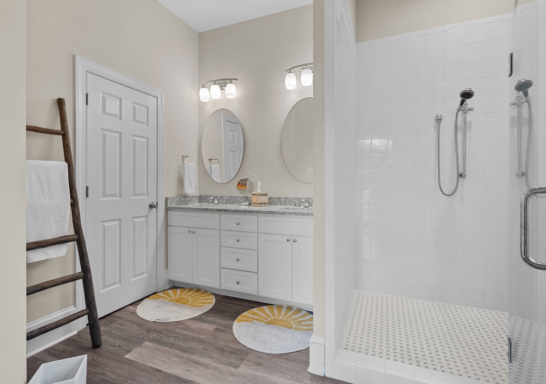 Primary Suite's Private Bath