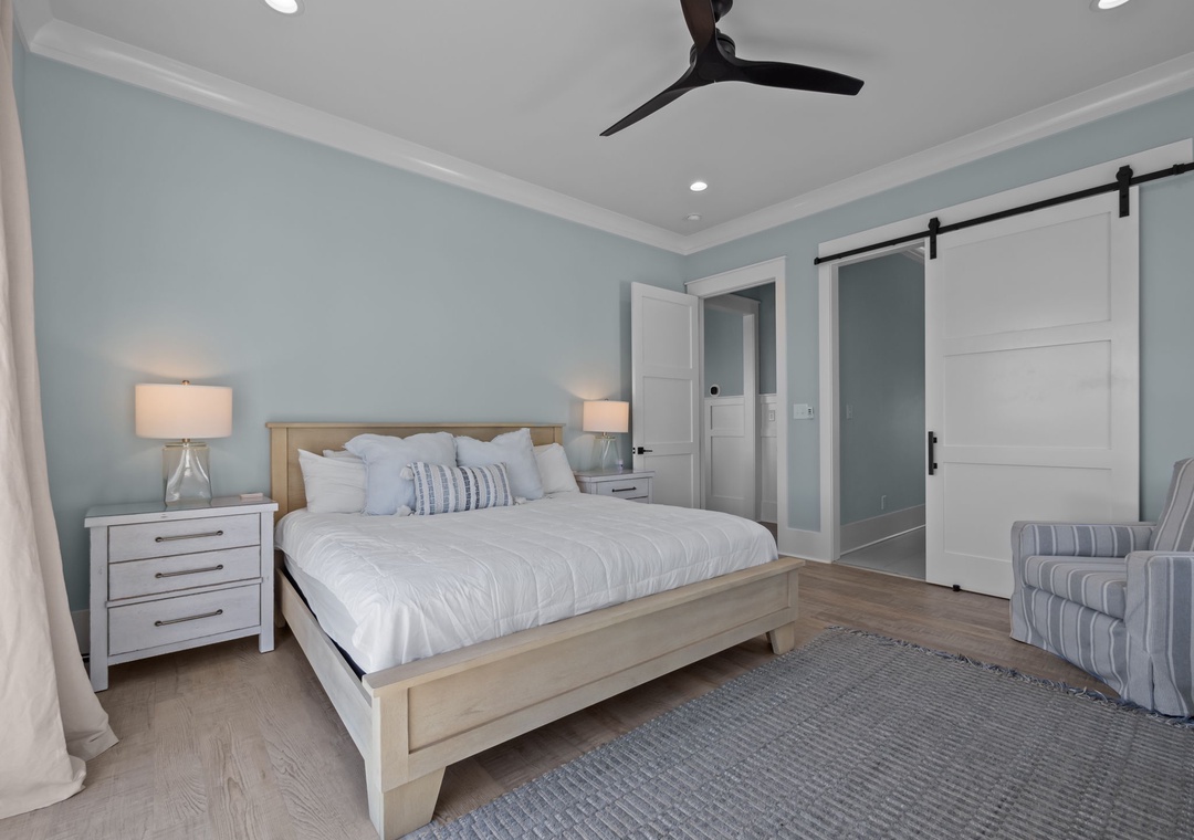 PRIMARY KING SUITE