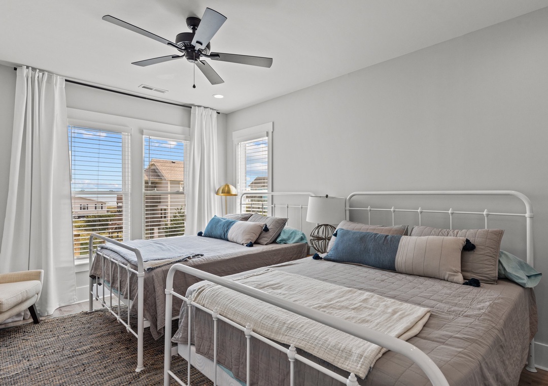 Waverlie's Watch | Queen Bedroom