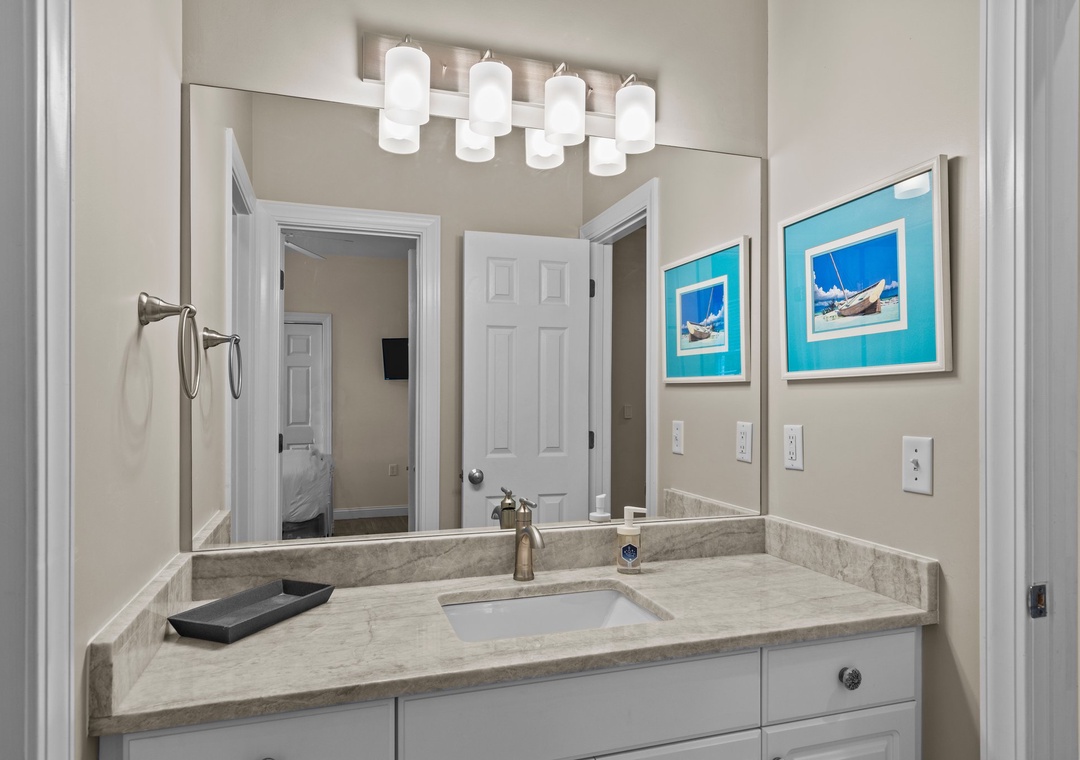 Sea Dream | Full Bathroom