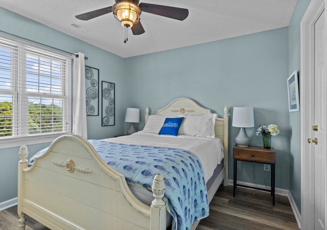 Top Floor Queen Room