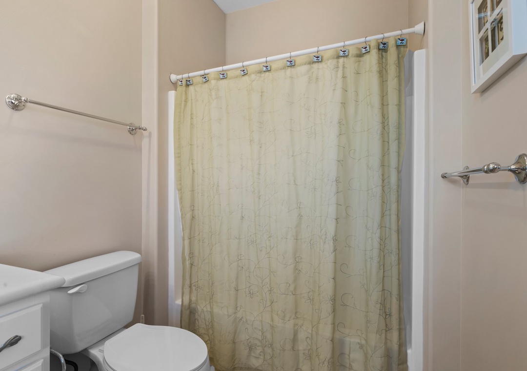 2 Full Bathroom