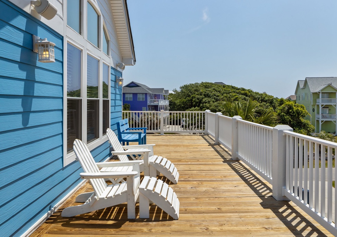 Top Floor Deck