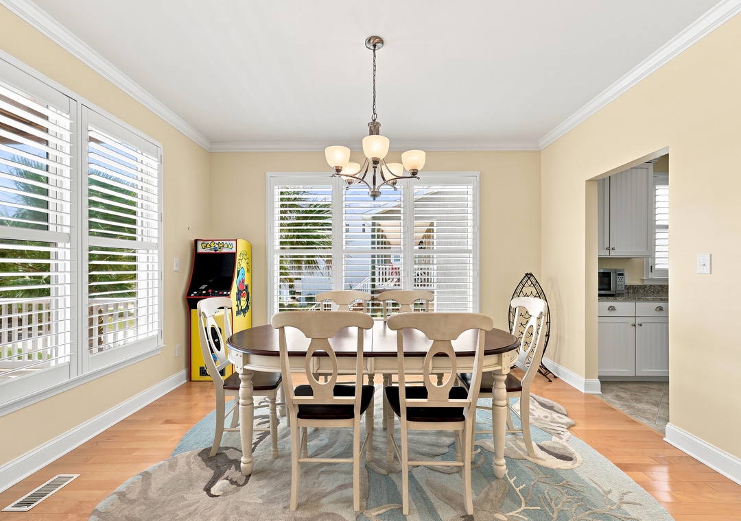 Blue Chair Stays | Dining Area