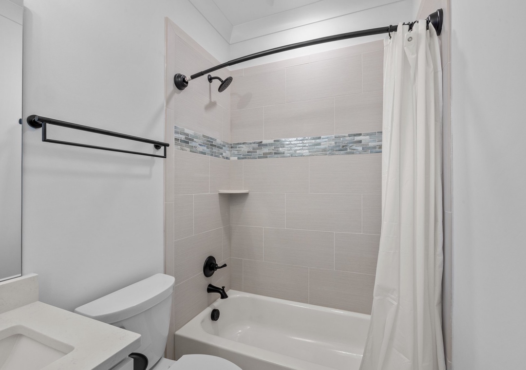 2 Full Bathroom