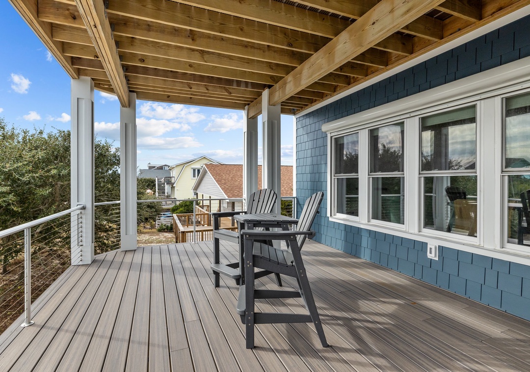 2nd Floor Oceanview Deck