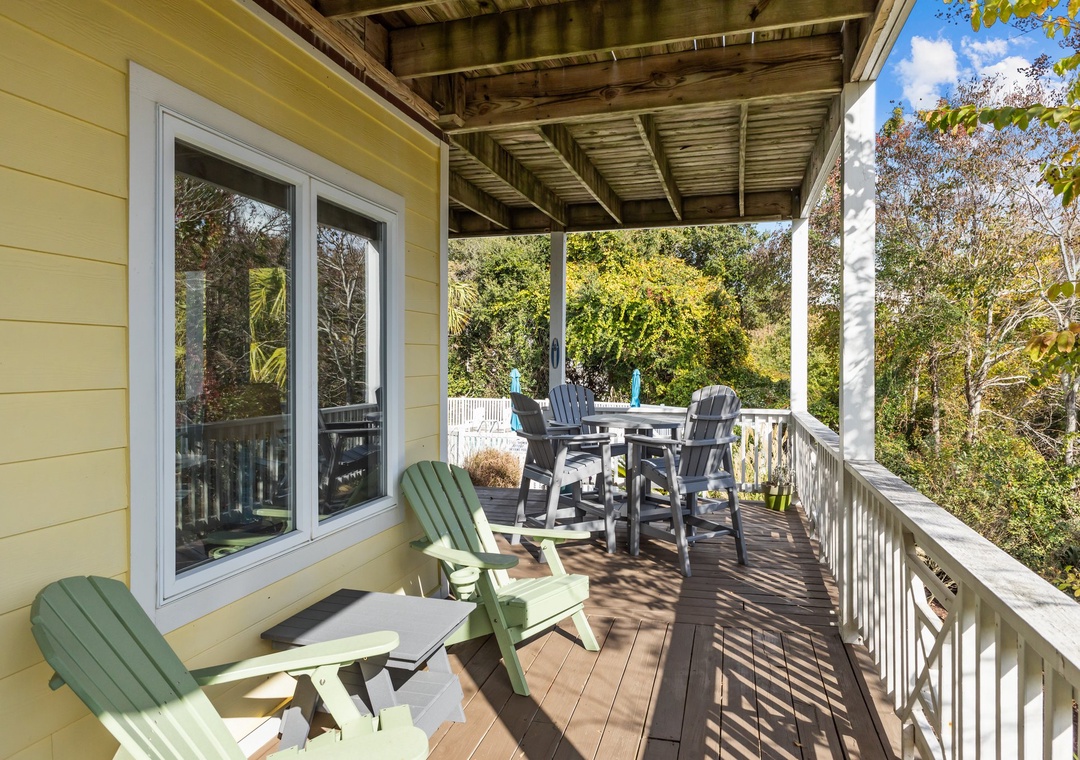 Outdoor Dining!