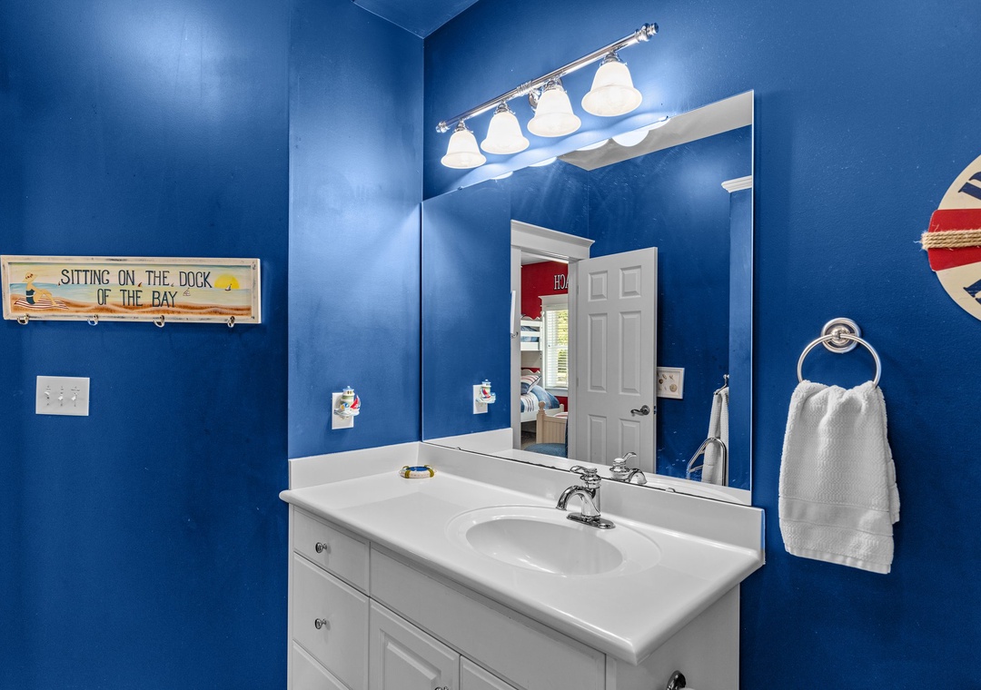 Full Bathroom