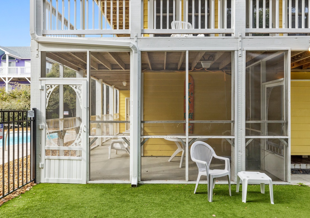 Screened Porch