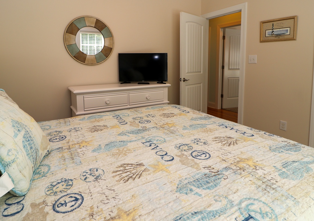 2 Queen Bedroom
