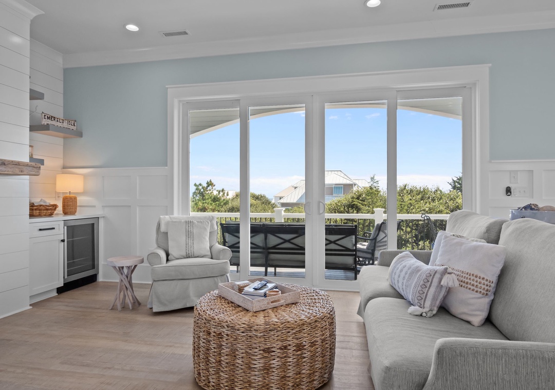 LIVING ROOM VIEW