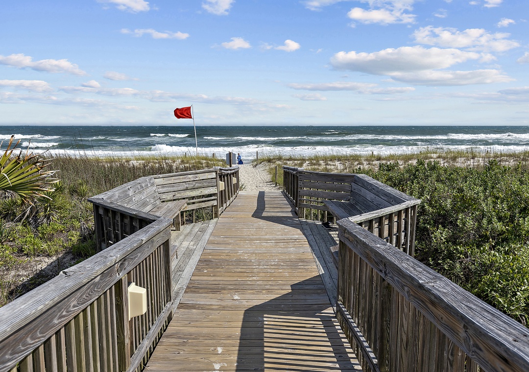 Queens Court Beach Access