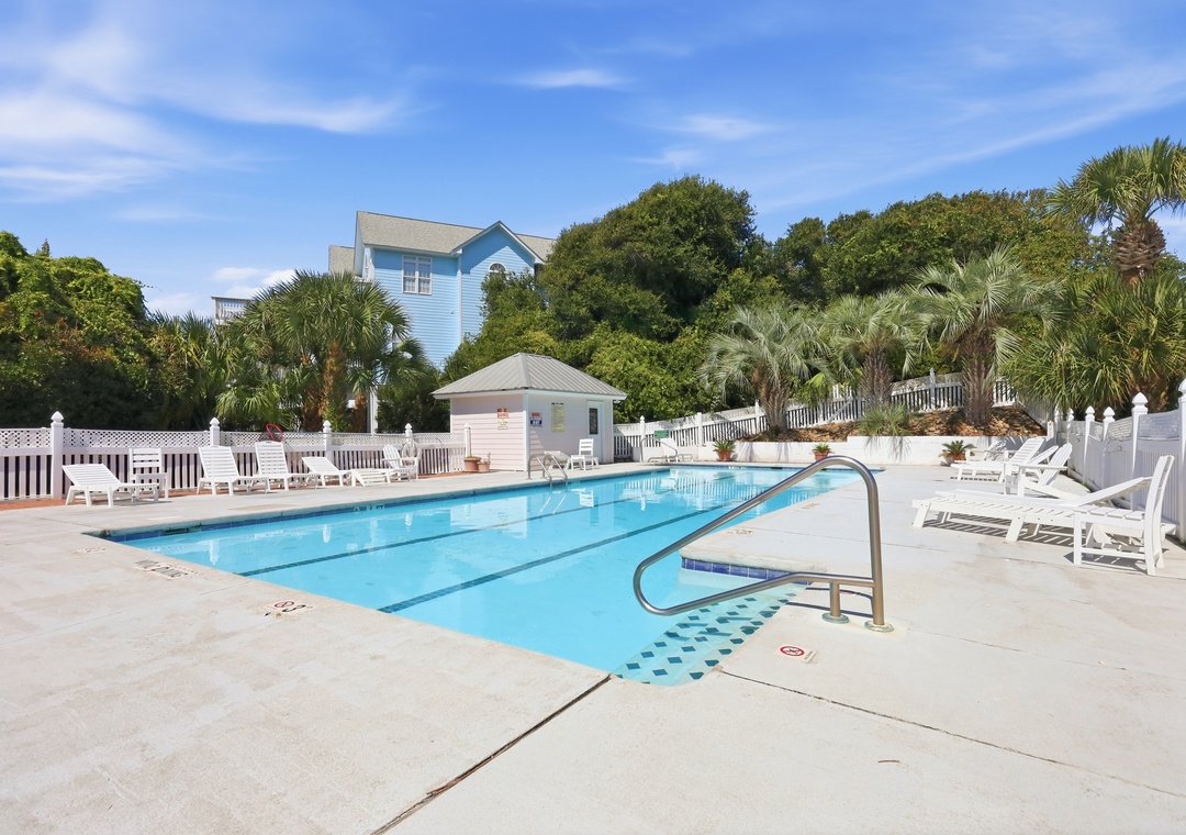 Spinnaker's Reach Community Pool