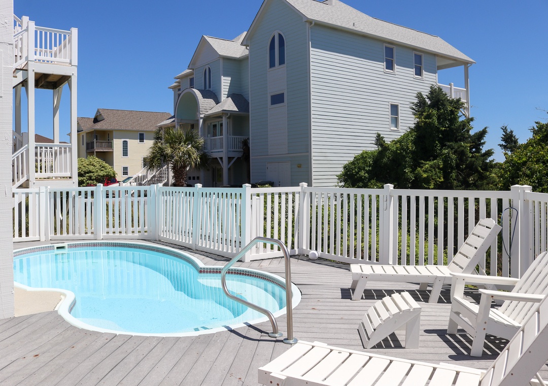 Pool deck