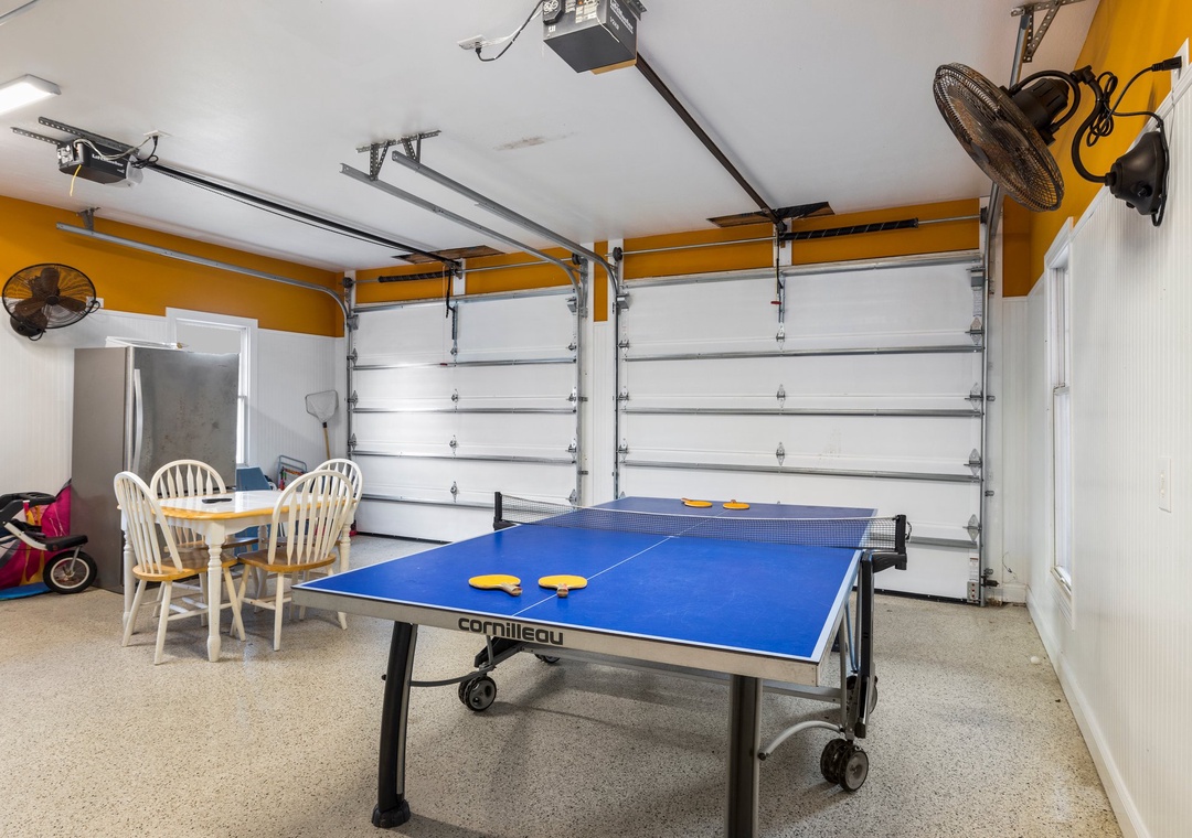 Garage/Game Room