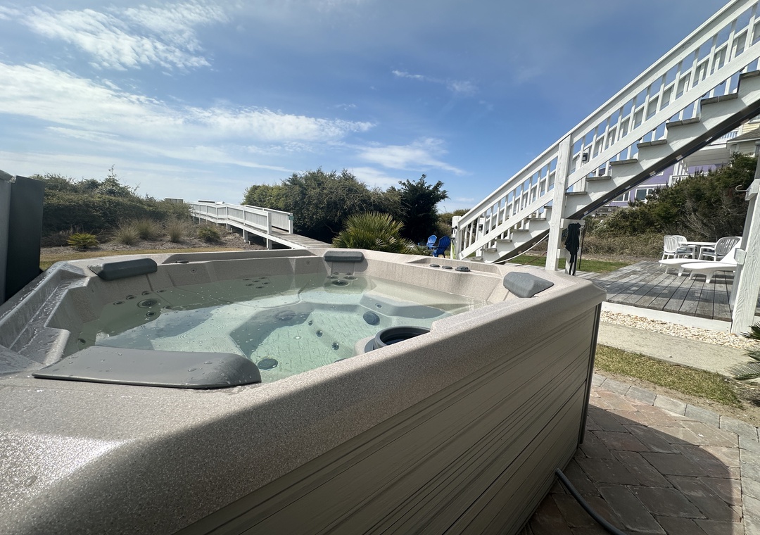 Oceanfront Hot Tub