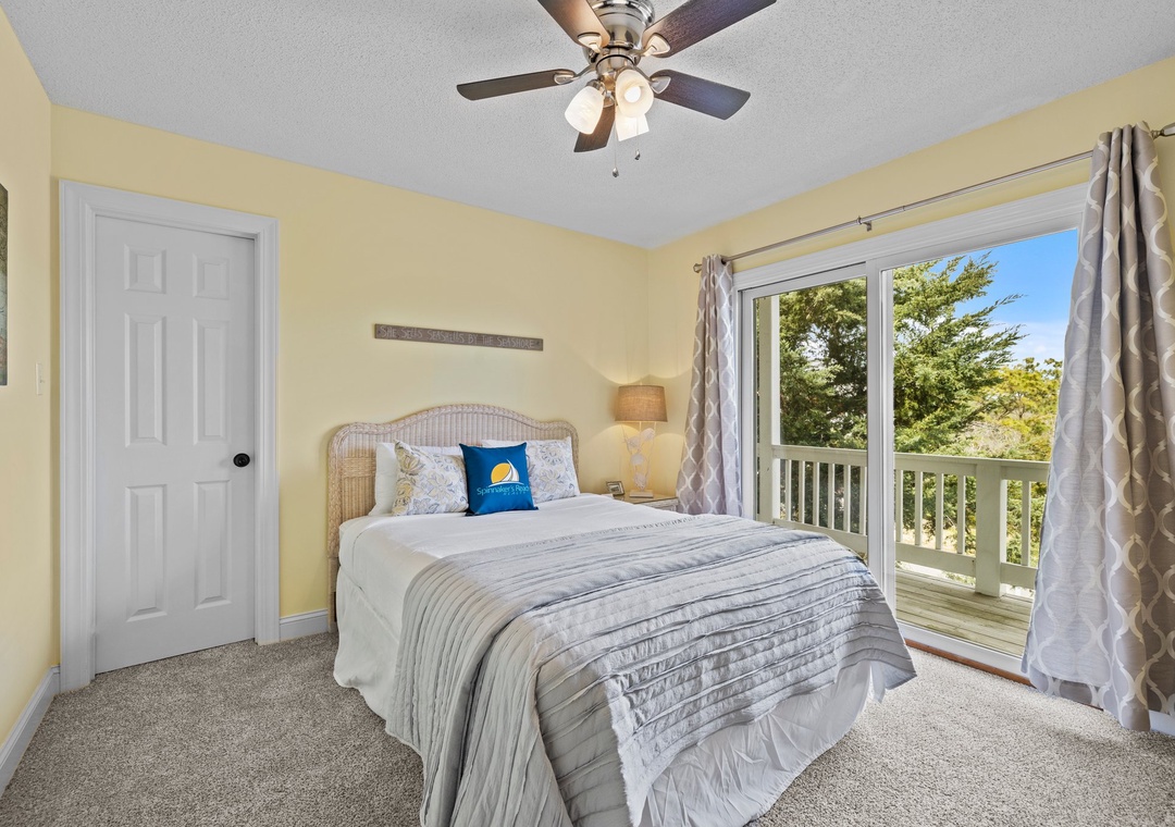 Queen Bedroom