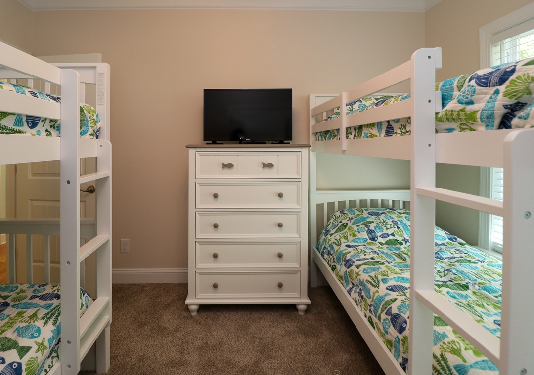 Twin Bedroom