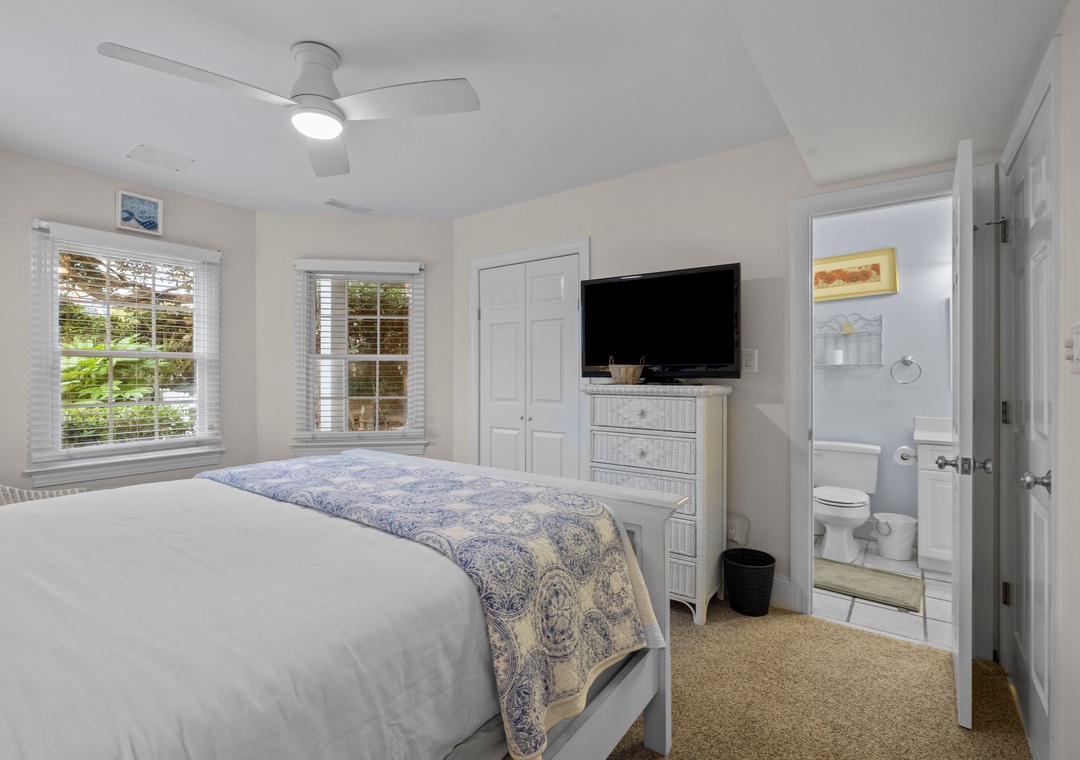 Ground Floor Queen Room