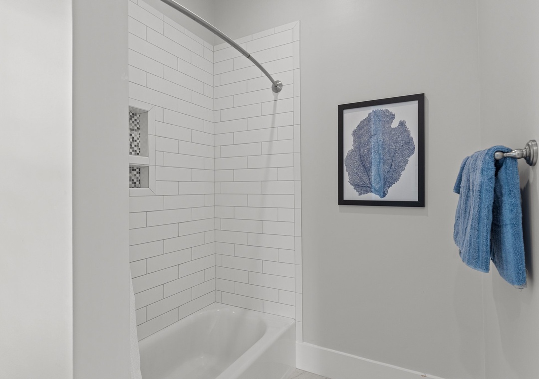 Waverlie's Watch | Bathroom Shower